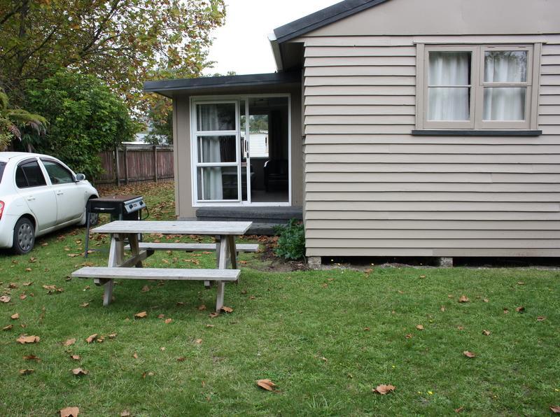 Turangi Holiday Park Room photo